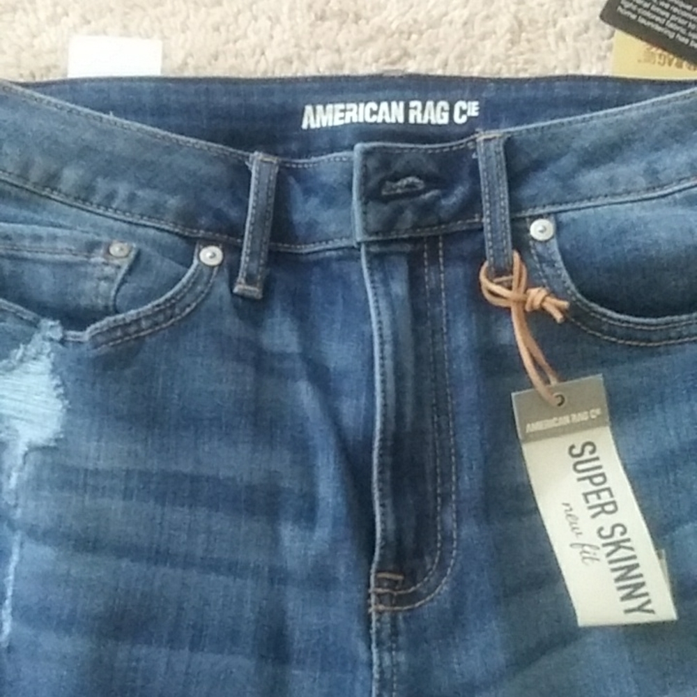 American Rag Super Skinny High Rise Jean - Size 5